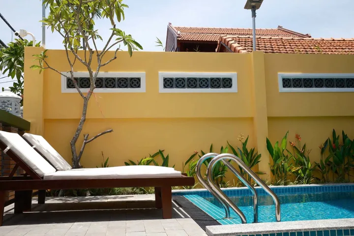🔥 SIÊU RẺ 🔥 VILLA CẨM THANH - HỒ BƠI
- 11 PHÒNG NGỦ - FULL NỘI THẤT Chỉ 10 Tỷ 5
💰 Dòng tiền ổn định 100tr/1 tháng