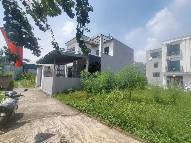 Chỉ còn 1 lô Xóm San, Phụng Châu, Chương Mỹ. Giá 2.3 tỷ.
