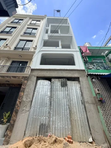 ✅Vị trí hẻm xe hơi vô nhà, ngay bệnh viện Bình Tân, gần chợ, trường học, cách 10p ra Aeon Mall Bình Tân.