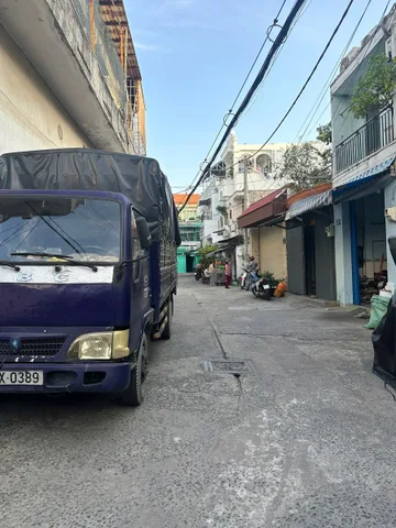 🔥CHỈ 6 TỶ – NHÀ MỚI 2 TẦNG BTCT – 60M² – HẺM XE TẢI – 3 PHÒNG NGỦ – ĐẶC BIỆT PHÒNG NGỦ Ở TRỆT – TẶNG FULL NỘI THẤT VÀO Ở NGAY🔥