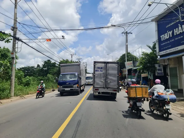 Hơn 30 tỷ Xưởng Mặt Tiền Lê Văn Khương 12x42=500m2 P. Thới An Q12, đường xe Container đậu trước xưởng, về Gò Vấp 5p