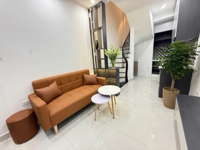 ✅ Nhình 6 Tỷ, Nhà Đẹp Phố Giảng Võ, 15m Ra Mặt Phố, 4 Tầng, SĐCC, Không QH, Ở Luôn