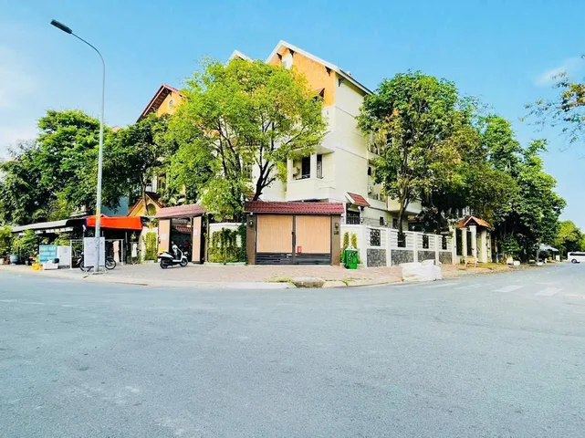 BDS HVL [NC] 🏡 BÁN 02 BIỆT THỰ GÓC 2 MẶT TIỀN – KDC HIM LAM 6A