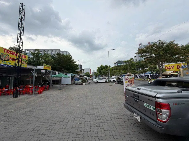 BDS HVL [NC] CHO THUÊ MẶT BẰNG GARA XE – 260 TRẦN NÃO, AN KHÁNH