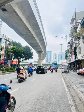 Bán Nhà riêng 70m2 có sẵn 70 m2 thổ cư giá 19.5 tỷ tại Đường Cầu Giấy Phường Quan Hoa Quận Cầu Giấy Hà Nội