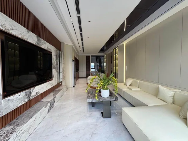 Bán Nhà riêng 70.3m2 có sẵn 70.3 m2 thổ cư giá 19.5 tỷ tại - Chọn - Phường Long Biên Quận Long Biên Hà Nội