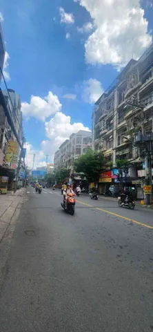BÁN NHÀ ĐƯỜNG ĐỒNG ĐEN KHU BÀU CÁT - GẦN SÂN BAY TÂN SƠN NHẤT - 30M2 - SỔ HỒNG RIÊNG Ô TÔ ĐỖ CỬA - NHỈNH 1,9 TỎI