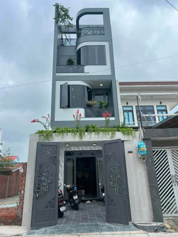 Bán nhà trung tâm Dĩ An đường lớn 91m 3 lầu hoàn công 8,8 tỷ