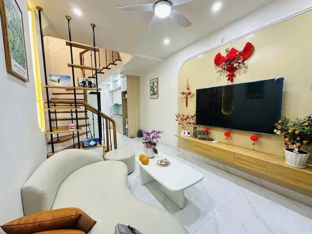 Nhà đẹp long lanh, cho ở nhóm 38m*4 tầng giá 15tr Khương Đình, Thanh Xuân