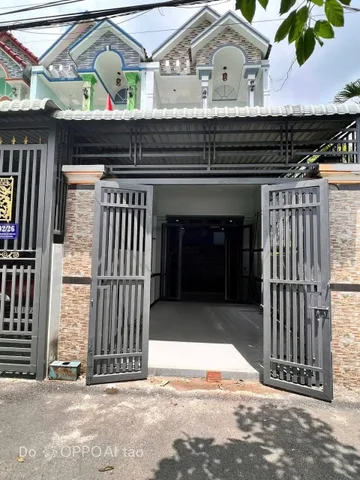 Bán Nhà riêng 87m2 có sẵn 60 m2 thổ cư giá 4.8 tỷ đường ô tô