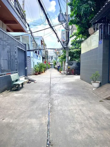 Bán Nhà riêng 40m2 có sẵn 40 m2 thổ cư giá 4.15 tỷ tại Đường Chiến Lược - Chọn - Phường Bình Trị Đông TP. Hồ Chí Minh
