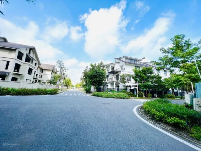 BÁN NHÀ SUNNY CITY - KHU ĐÔ THỊ QUỐC OAI