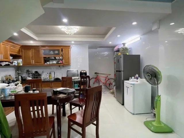 Cho thuê Nhà KĐT Tây Nam Linh Đàm - Hoàng Mai 60M² 4 Tầng 4 Ngủ - Full Nội Thất - Đường Ô Tô Tránh - Giá Thuê 18tr
