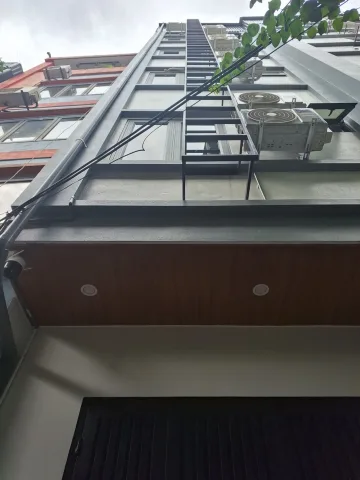 Bán Nhà 7 tầng thang máy , GẦN GA METRO NHỔN , ĐH CÔNG NGHIỆP HN , 9pnkk , 40tr/ tháng