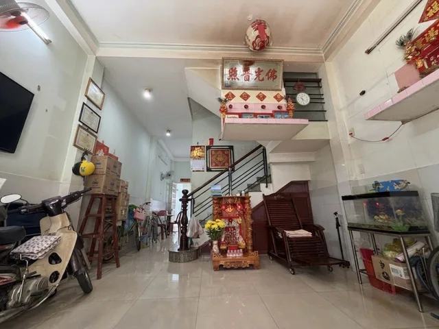 BÁN NHÀ KẾ LÃNH BINH THĂNG BÌNH THỚI QUẬN 11 40M2 4 TẦNG 8.8 TỶ HXH