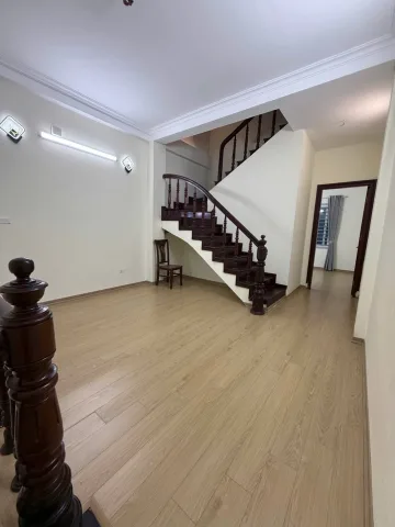Bán Nhà phố Linh Đàm 6 tầng mặt ngõ Thông ô tô qua nhà mặt tiền khủng nhà dân xây ở luôn sổ đỏ không quy hoạch 14 tỷ