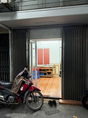 🏡 THÀNH CÔNG – TẦNG 1 CÓ CỬA HÀNG – CHỈ 7 TRIỆU/THÁNG