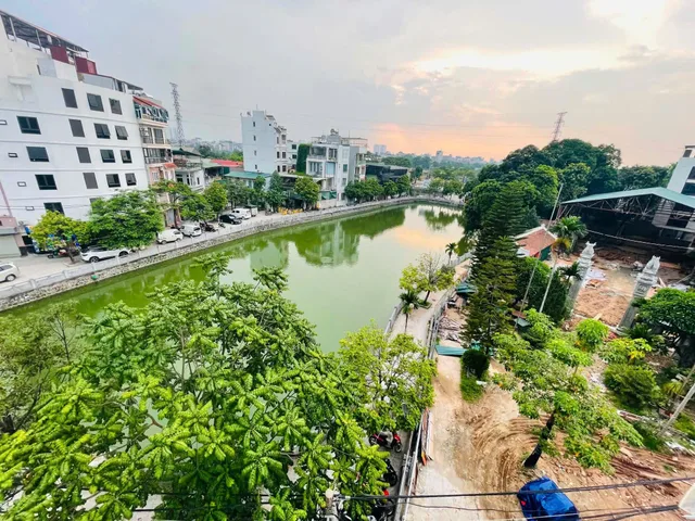 NHÀ DÂN XÂY 5 TẦNG TẠI BẮC TỪ LIÊM - VIEW HỒ - VỪA Ở VỪA KD - Ô TÔ TRÁNH