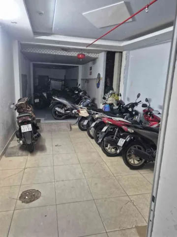 📍 Vị trí mặt tiền Tây Thạnh sầm uất, gần nhiều trường học, khu công nghiệp, khu dân cư đông đúc, nhu cầu thuê cao, giá trị bất động sản tăng trưởng tốt.