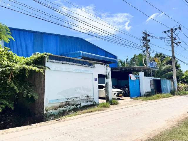 Bán Kho, nhà xưởng 10000m2 có sẵn 1000 m2 thổ cư giá 13.3 tỷ tại Xã Đức Hòa Đông Huyện Đức Hòa Long An