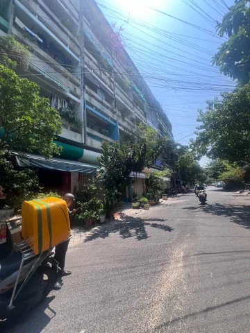 BÁN NHÀ LẠC LONG QUÂN TÂN BÌNH - GẦN CHỢ VẢI - 50M2 - HẺM XE TẢI THÔNG - NHỈNH 7 TỎI
