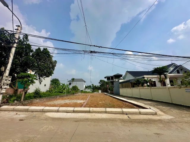 Bán Đất 100m2 có sẵn 100 m2 thổ cư giá 3 tỷ tại Xã Cổ Đông Thị xã Sơn Tây Hà Nội
