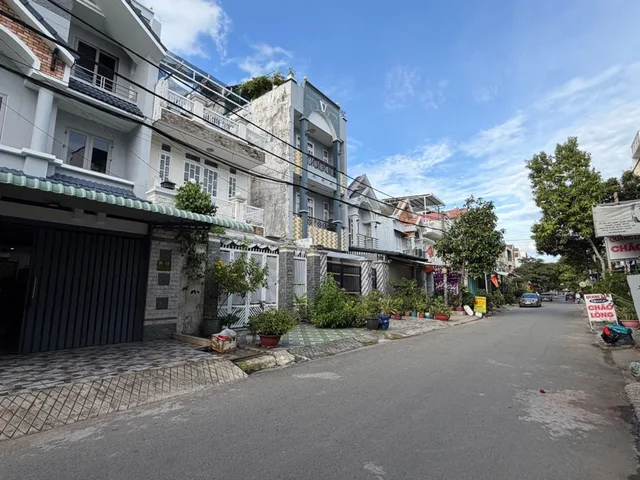 Bán Nhà 4 Tầng KDC  đường số 4 - Phường Bình Tân