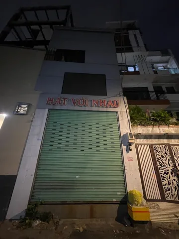 (Sát mặt tiền Phạm Văn Chiêu) Hẻm ô tô tránh nhau - 8.xxx tỷ - 4.2x14.7m (61m²) - Sát mặt tiền, Gần Emart, Tiện kinh doanh