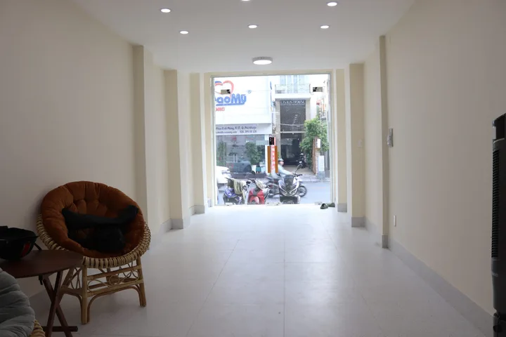 Bán Nhà riêng 38m2 có sẵn 255 m2 thổ cư giá 17.5 tỷ tại Đường Phan Đình Phùng Phường 02 Quận Phú Nhuận TP. Hồ Chí Minh