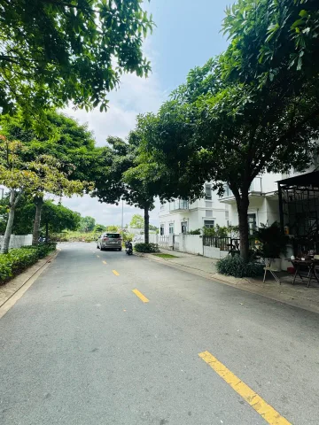 Bán Nhà riêng 112m2 có sẵn 112 m2 thổ cư giá 10.2 tỷ tại Đường Lò Lu Phường Trường Thạnh Quận 9 TP. Hồ Chí Minh