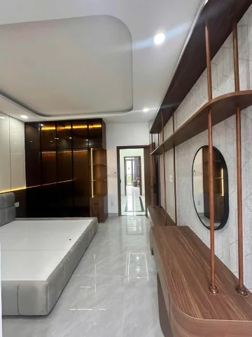 NHÀ 5 TẦNG CÓ THANG MÁY — MẪU MỚI 2026 — HẺM 8m Ô TÔ ĐẬU ĐỖ NGÀY ĐÊM — GIÁP TÂN PHÚ GẦN AEON MALL
