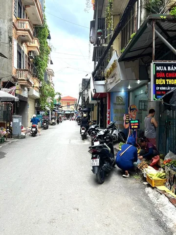 Cho thuê nhà MẶT PHỐ PHÁO ĐÀI LÁNG, Đống Đa. 29 triệu/ tháng. Cho thuê: Văn phòng, Công ty, Phòng Khám, Spa, Nail mi, Cafe, Trung tâm đào tạo, hiệu thuốc...