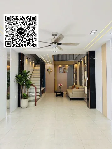 (Sát mặt tiền đúng 1 căn) Hẻm thông thoáng cận lộ - 7.x tỷ - 3.9x11.5m (44m²) - 5 Tầng đúc mới tinh có lửng, Full nội thất xịn, Tích hợp gara ô tô trong nhà