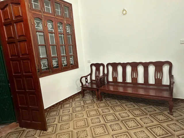 Cho thuê nhà ngõ 424 THUỴ KHUÊ, Tây Hồ. 12 triệu/ tháng. Cho thuê: Hộ gia đình, nhóm bạn ít người.