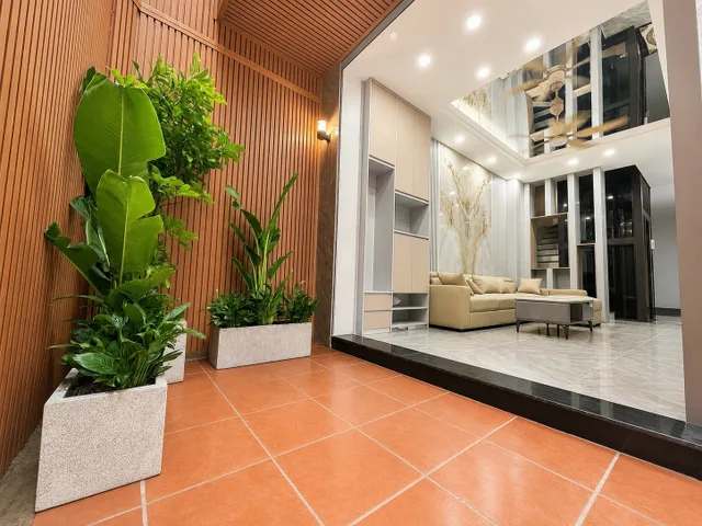 🏡 Giữa trung tâm Ngã Tư Sở, kiếm được một căn nhà như thế này thực sự không dễ!
