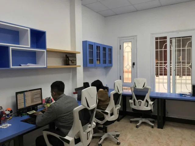 Cho thuê Nhà NGÕ Ô TÔ Phạm Tuấn Tài, Cầu Giấy 50m x 5T(7 phòng) giá 17 triệu