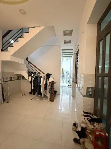 BÁN NHÀ BÌNH TÂN KẾ BÀ HOM QUẬN 6 124M2 3 TẦNG 5.6 TỶ DÒNG TIỀN 12 TRIỆU