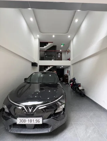 BÁN NHÀ NGÔ GIA TỰ, LONG BIÊN 60M2 X 7T THANG MÁY-NGÕ THÔNG Ô TÔ TRÁNH-DÒNG TIỀN 500tr/năm