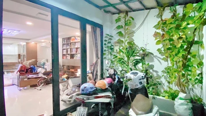 Bán nhà Q7 rất đẹp 2 Tầng full nội thất CAO CẤP, hơn 100m2 thổ cư Nở Hậu