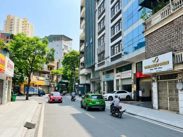 BÁN NHANH NHÀ PHỐ NGUYỄN NGỌC NẠI, KHU PHÂN LÔ QUÂN ĐỘI, DT 87M2 MẶT TIỀN 6M, CHỈ 23 TỶ