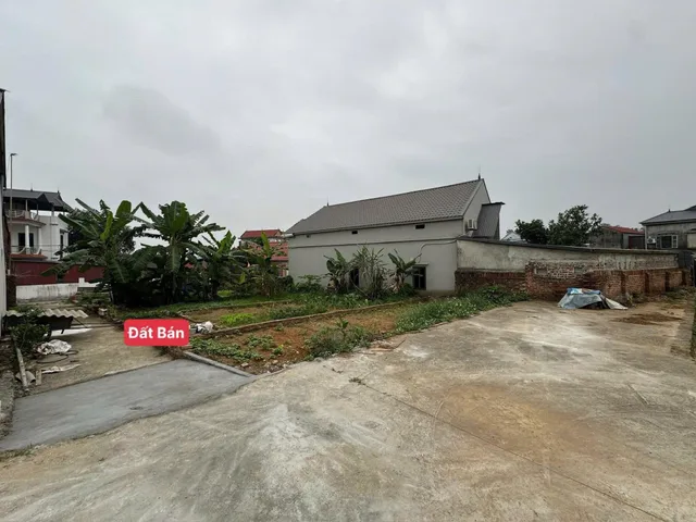 Lô góc trục chính 750 triệu kinh doanh tốt tôi giảm 200 triệu cần bán gấp để trả nợ ngân hàng nhanh
