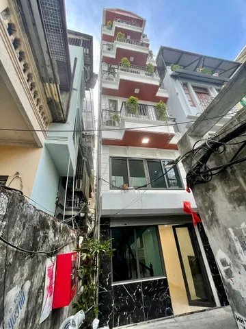 Cho thuê nhà HOÀNG HOA THÁM. 25 triệu/tháng. Cho thuê: Hộ gia đình, Kinh doanh online, Văn phòng, Homestay…