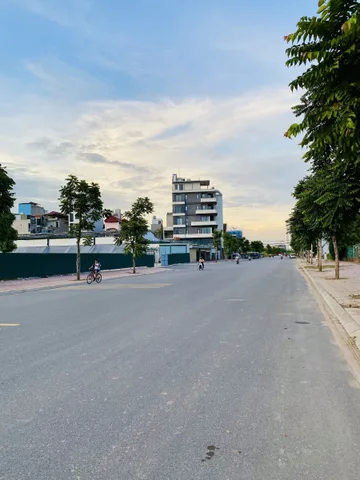 2 MẢNH ĐẤT PHÂN LÔ NGỌC THUỴ LONG BIÊN • 105TR/M2 • Ô TÔ VÀO ĐẤT • KINH DOANH • XÂY CHDV