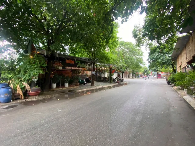 Bán Kho, nhà xưởng 200m2 có sẵn 200 m2 thổ cư giá 10 tỷ tại Đường số 2 Phường Dĩ An Thành phố Dĩ An Bình Dương