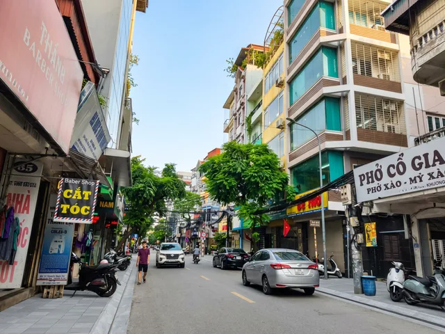 BÁN NHÀ PHÂN LÔ QUÂN ĐỘI NGUYỄN NGỌC NẠI, THANH XUÂN, 77M² MT 5M, ÔTÔ VÀO NHÀ, DÂN TRÍ CAO, 20.5 TỶ
