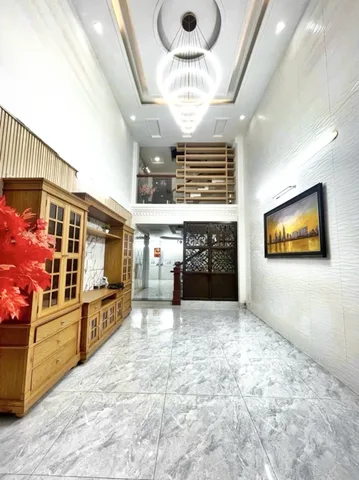 BÁN NHÀ KẾ EMART PHAN HUY ÍCH GÒ VẤP 68M2 5 TẦNG HẺM XE HƠI 7.8 TỶ FULL NỘI THẤT THU 18 TRIỆU