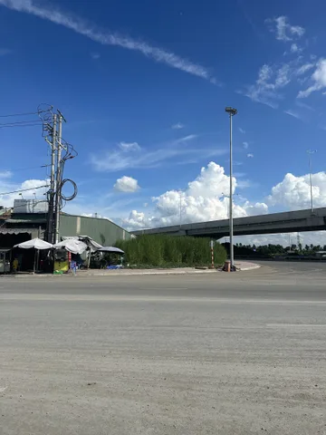 Đất full thổ 160m2 (5x32) MT Nguyễn Hữu Trí, ngay ngã 5 Tân Bửu, Bến Lức, Long An, giá đầu tư 5,2 tỷ