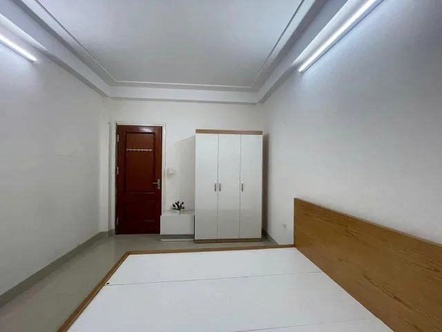 Cho thuê Nhà  Ngõ 143 Yên Lãng - Đống Đa 58M² 5 Tầng 5 Ngủ - Nội Thất CB - Giá Thuê 16,5tr