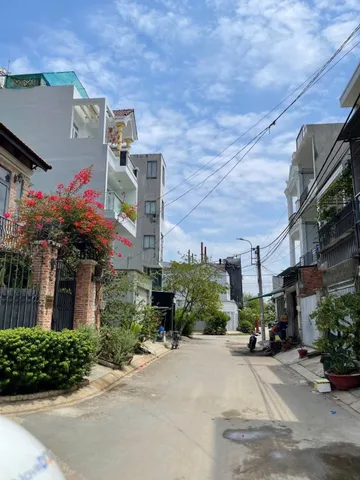Bán Đất Hẻm Thông Sau Chợ Long Trường • 68m² • Ngang 4.5m • 3.65Tỷ