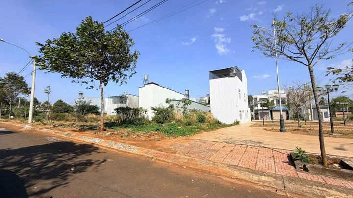 Bán Đất 100m2 có sẵn 100 m2 thổ cư giá 3.35 tỷ tại Phường Tân Lập Thành phố Buôn Ma Thuột Đắk Lắk